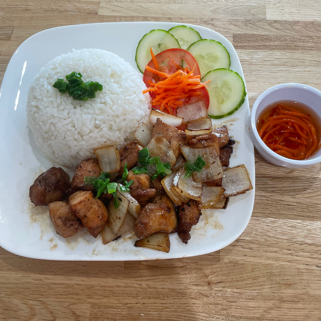 Pho MT (Miền Trung) | restaurant | 9720 Jones Rd Suite 150, Houston, TX 77065, USA | 8322349999 OR +1 832-234-9999