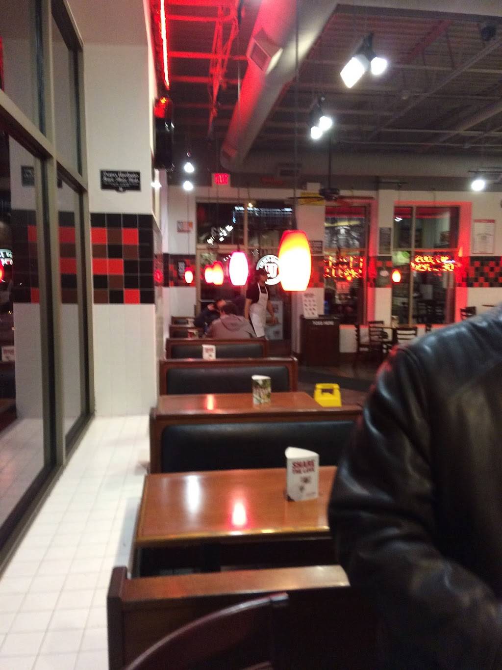 Jimmy Johns | meal delivery | 923 E Clairemont Ave, Eau Claire, WI 54701, USA | 7158331000 OR +1 715-833-1000