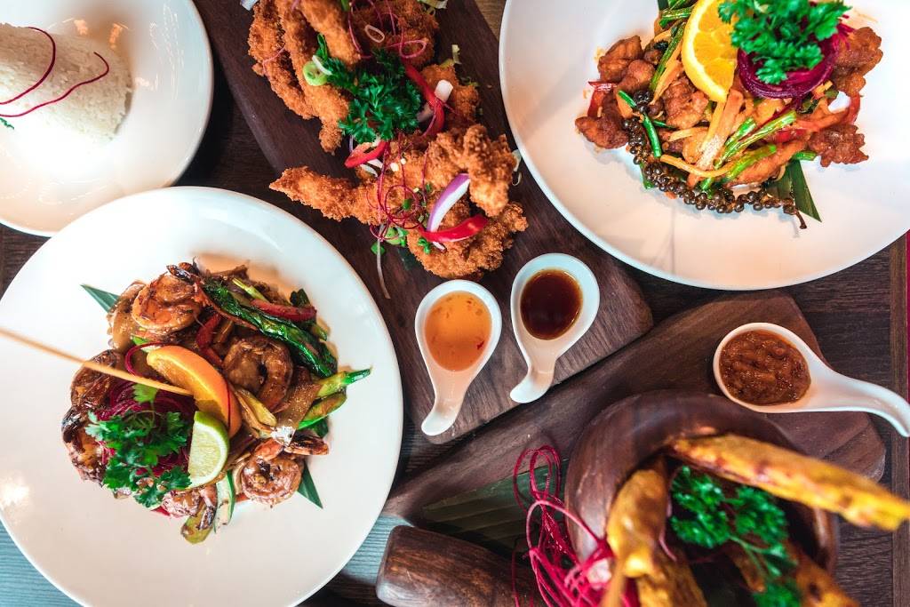 Chiang Mai | restaurant | 84 Park Lawn Rd, Etobicoke, ON M8Y 0B6, Canada | 6477488424 OR +1 647-748-8424