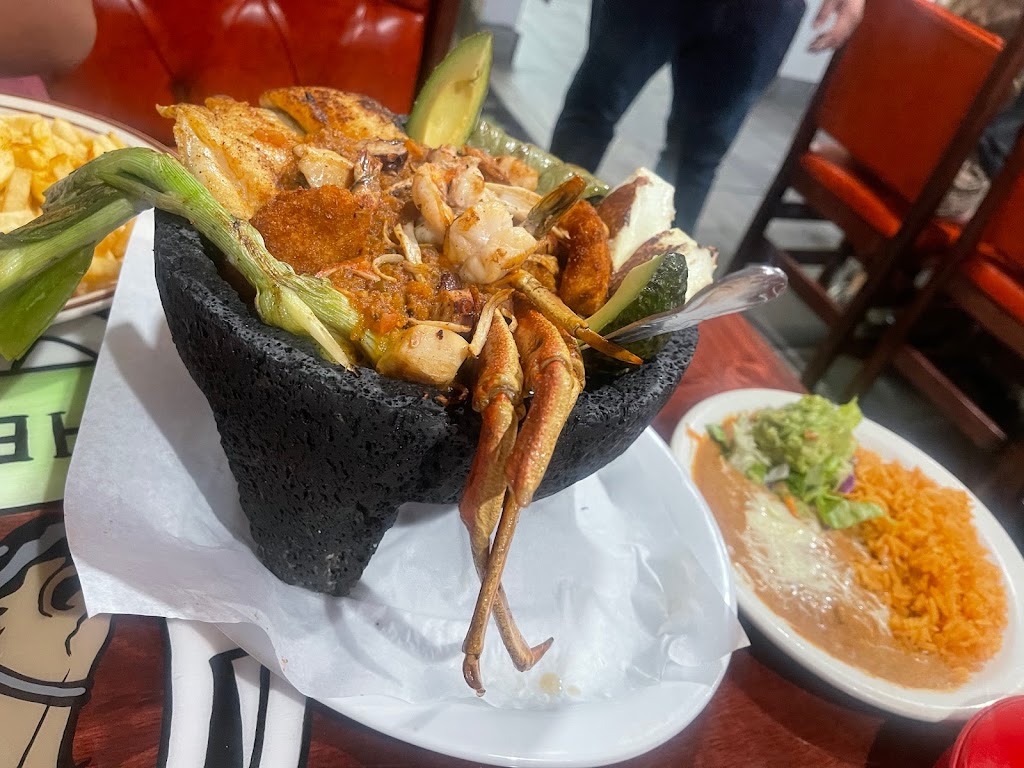 La Herradura Mexican Grill & Seafood | restaurant | 2530 S Harrison Rd, Tucson, AZ 85748, USA | 5203728319 OR +1 520-372-8319