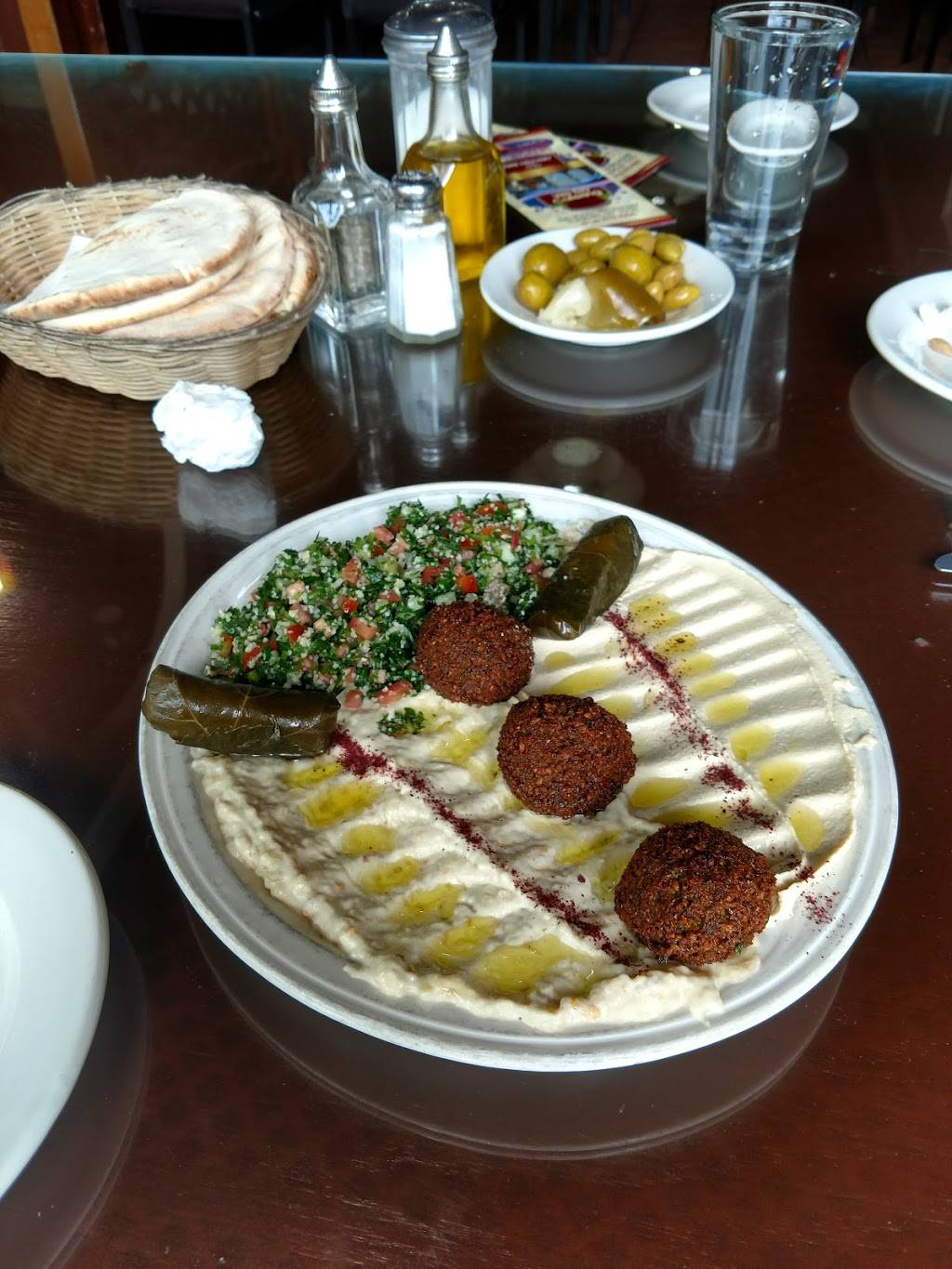 Grill House Of Yonkers | restaurant | 326 S Broadway, Yonkers, NY 10705, USA | 9144764200 OR +1 914-476-4200