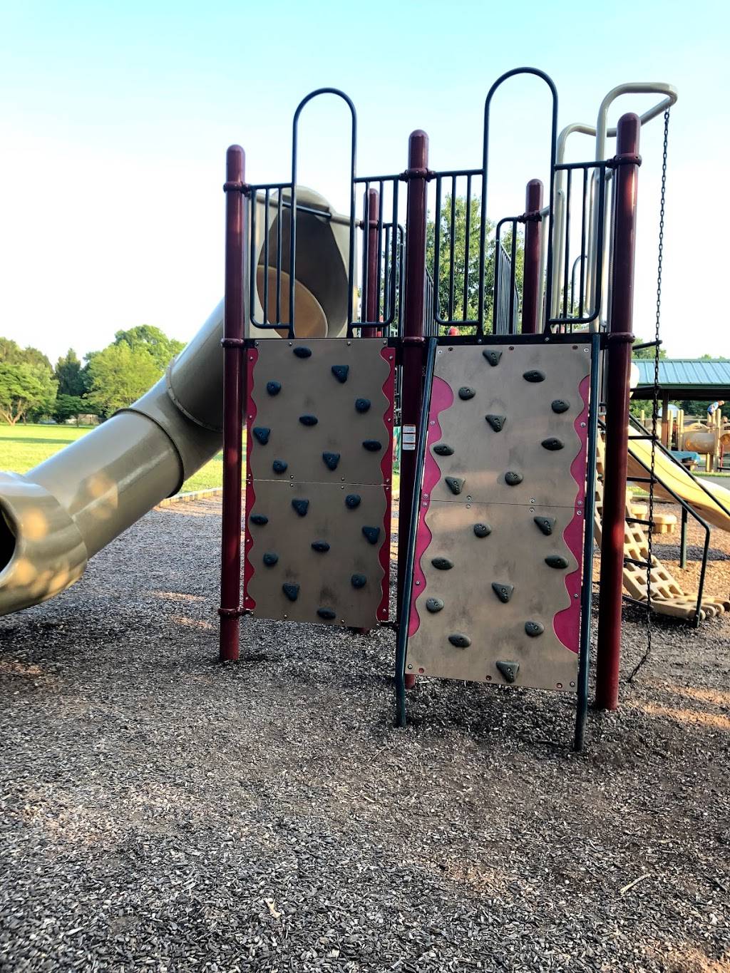 Carey Grove Park | restaurant | 14001 Carey Rd, Carmel, IN 46032, USA | 3178487275 OR +1 317-848-7275