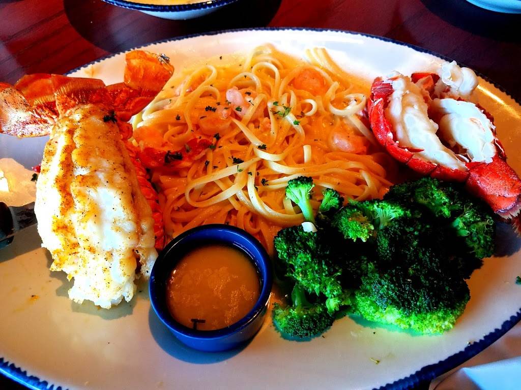 Red Lobster | restaurant | 7373 W Colonial Dr, Orlando, FL 32818, USA | 4072952791 OR +1 407-295-2791