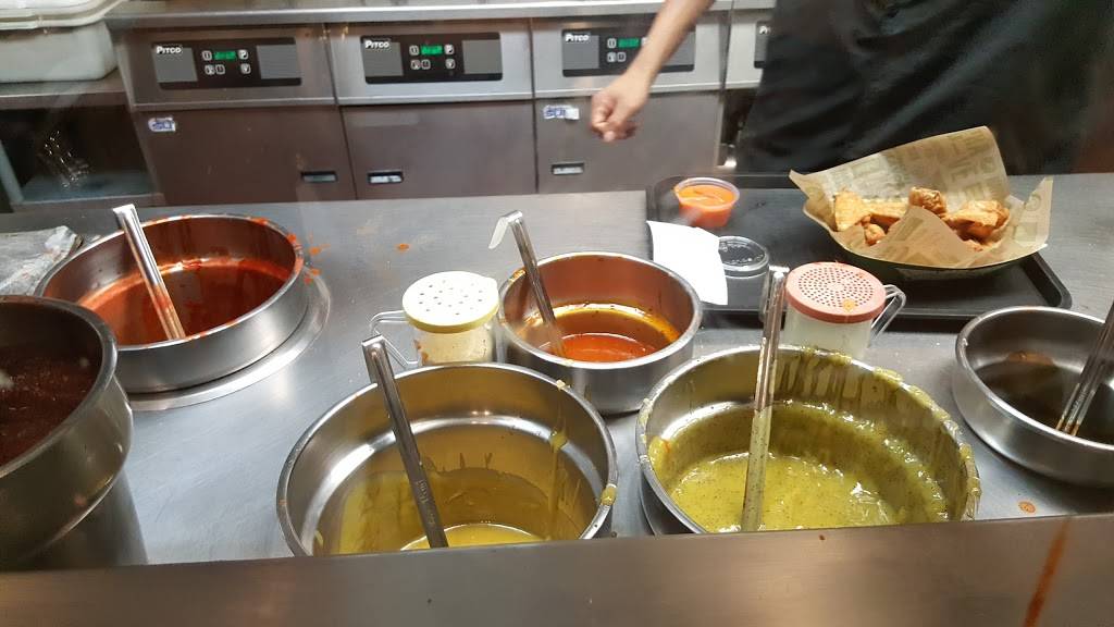 Wingstop | restaurant | 6734 Sepulveda Blvd, Van Nuys, CA 91411, USA | 8187869464 OR +1 818-786-9464