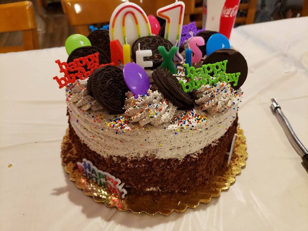 Straw Hat pizza | restaurant | 10729 South St, Cerritos, CA 90703, USA | 5629258441 OR +1 562-925-8441