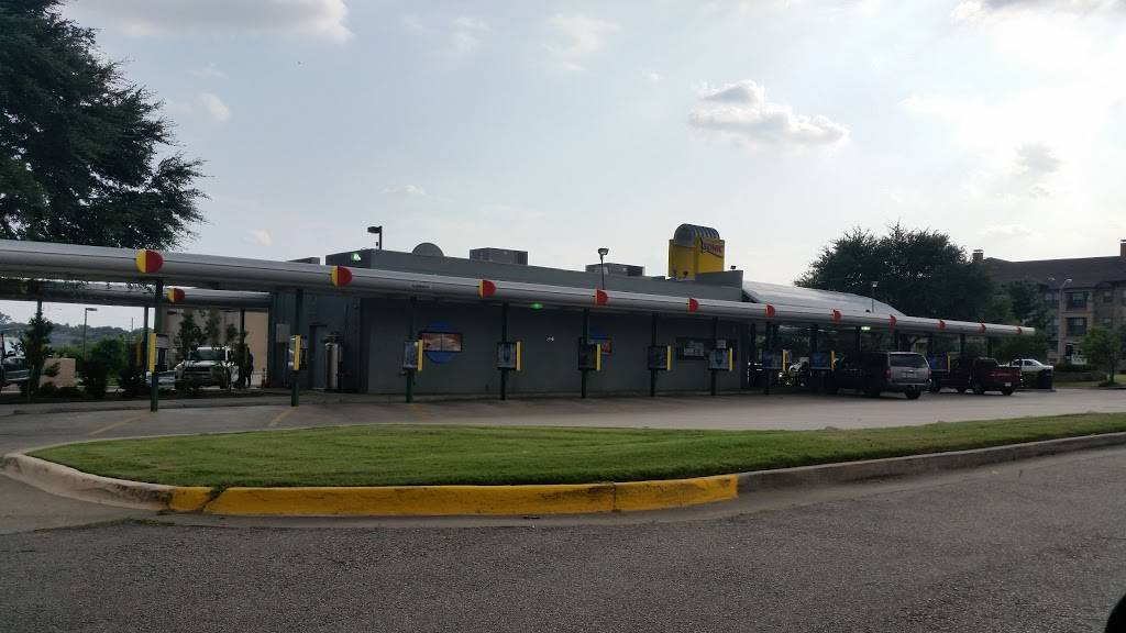 Sonic Drive-In | restaurant | 2130 N Josey Ln, Carrollton, TX 75006, USA | 9724661900 OR +1 972-466-1900