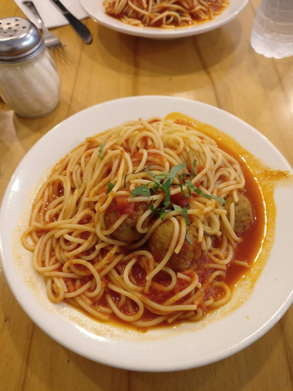 Pita Express | restaurant | 15 Ann St, New York, NY 10038, USA | 2125712999 OR +1 212-571-2999