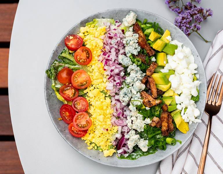 Georges Cafe | cafe | 600 Town Center Dr, Costa Mesa, CA 92626, USA | 7143385166 OR +1 714-338-5166