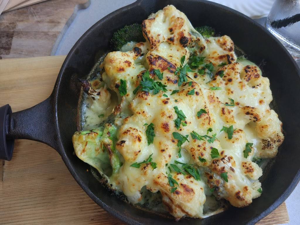 Saint Marc - American Cuisine & Pub | restaurant | 21058 Pacific Coast Hwy, Huntington Beach, CA 92648, USA | 7143741101 OR +1 714-374-1101