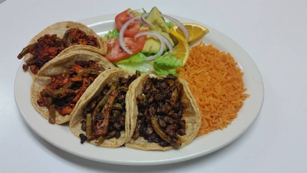 Tierra Caliente Restaurant | restaurant | 4070 S Archer Ave, Chicago, IL 60632, USA | 7738479755 OR +1 773-847-9755
