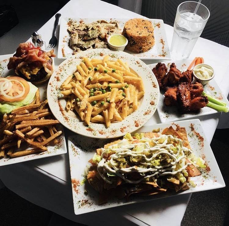 Legendary Bar & Grill | restaurant | 3513 E Tremont Ave, Bronx, NY 10465, USA | 7188220100 OR +1 718-822-0100