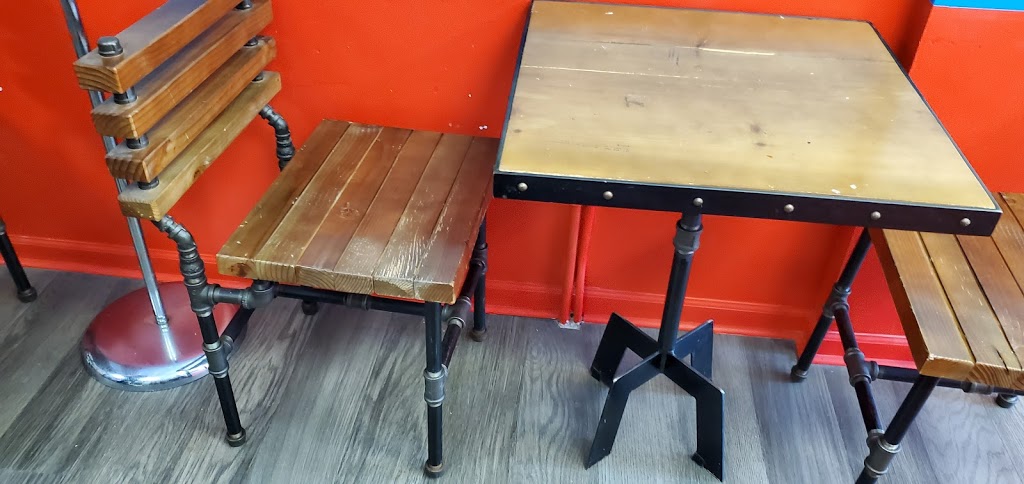 Fiesta Tamaleria el Barrio | restaurant | 1820 W 18th St, Chicago, IL 60608, USA | 3128883193 OR +1 312-888-3193