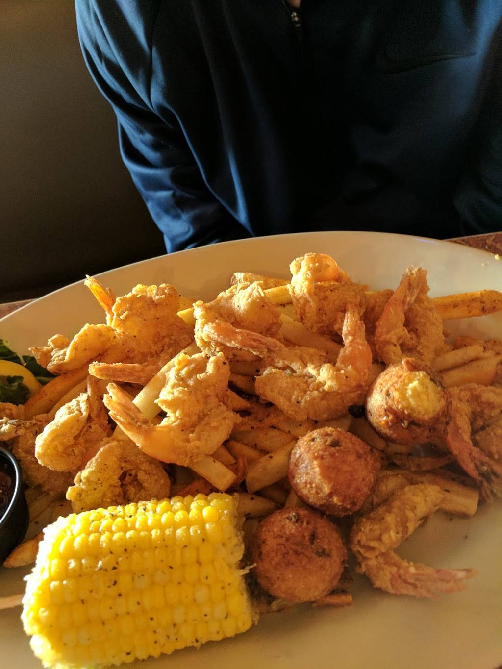 Razzoos Cajun Cafe | restaurant | 1990 S Stemmons Fwy, Lewisville, TX 75067, USA | 9723160326 OR +1 972-316-0326