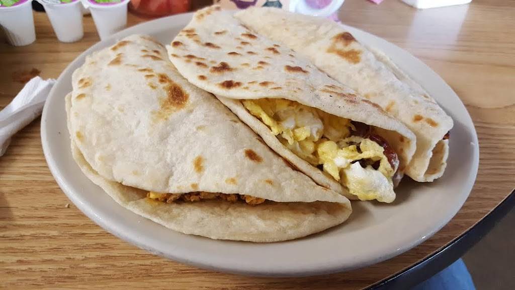 Oblate Cafe | restaurant | 904 Oblate Dr, San Antonio, TX 78216, USA | 2108263363 OR +1 210-826-3363