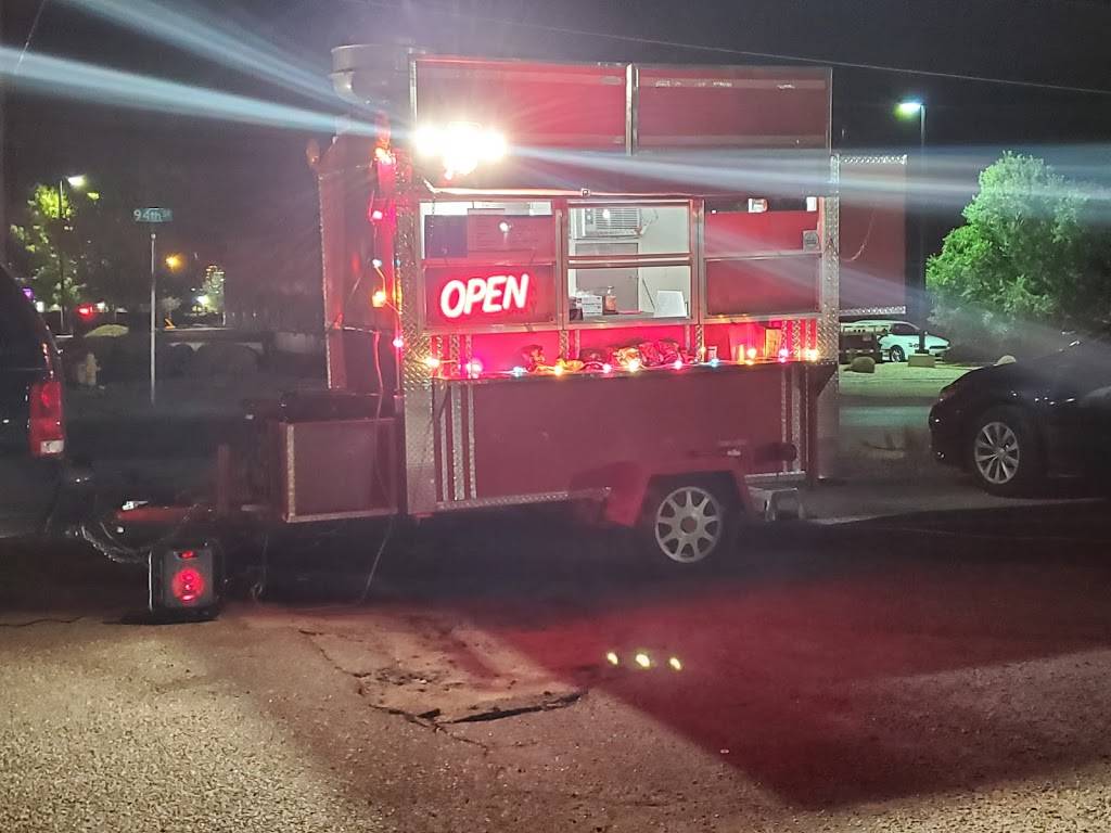 Hot dogs estilo sonora | restaurant | Central @ 94th, Albuquerque, NM 87121, USA | 5053184258 OR +1 505-318-4258