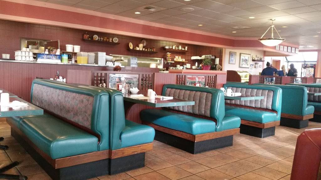 Sophias House of Pancakes | restaurant | 1647 Mall Dr, Benton Harbor, MI 49022, USA | 2699347688 OR +1 269-934-7688