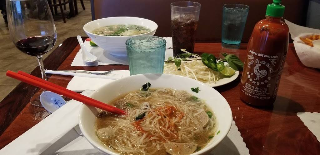 Pho Le | restaurant | 2201 Pillsbury Rd, Chico, CA 95926, USA | 5304878933 OR +1 530-487-8933