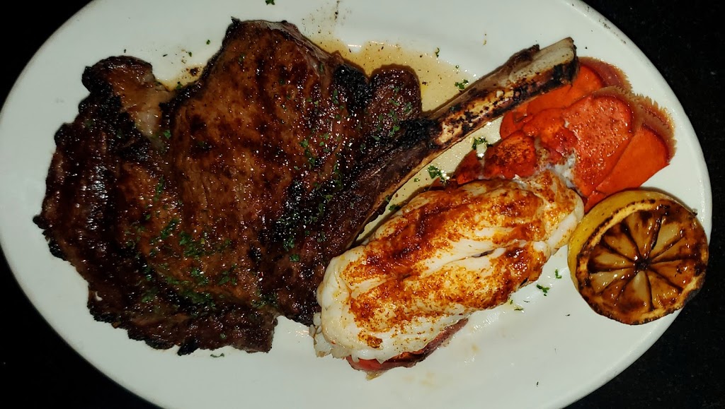 Mortons The Steakhouse | restaurant | 300 E Crockett St, San Antonio, TX 78205, USA | 2102280700 OR +1 210-228-0700