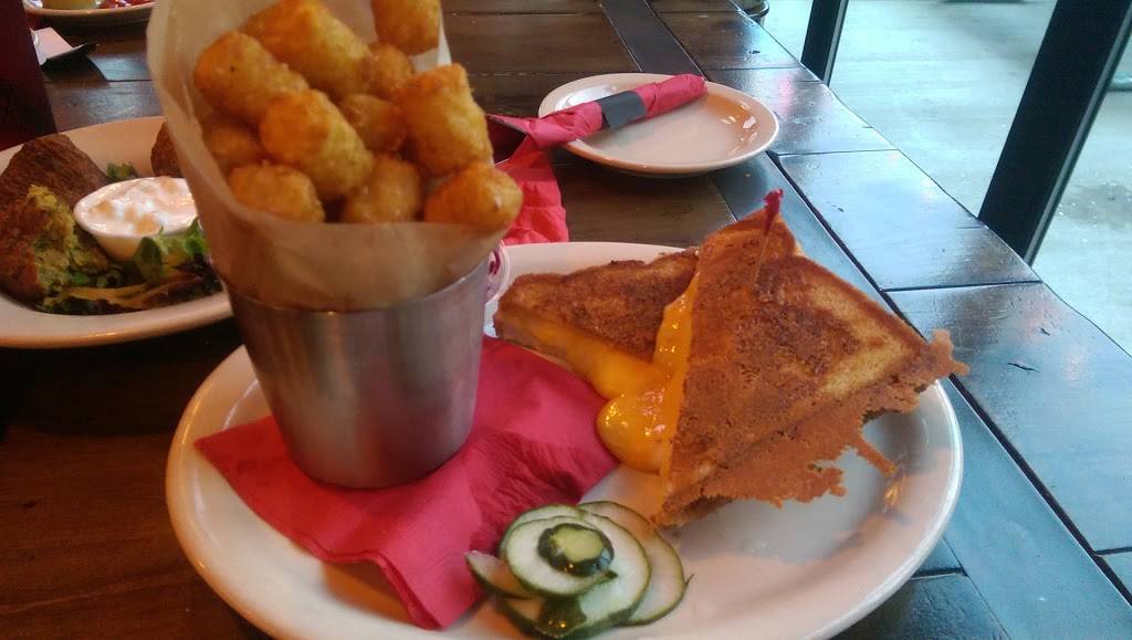 Cobra Lounge | night club | 235 N Ashland Ave, Chicago, IL 60607, USA | 3122266300 OR +1 312-226-6300