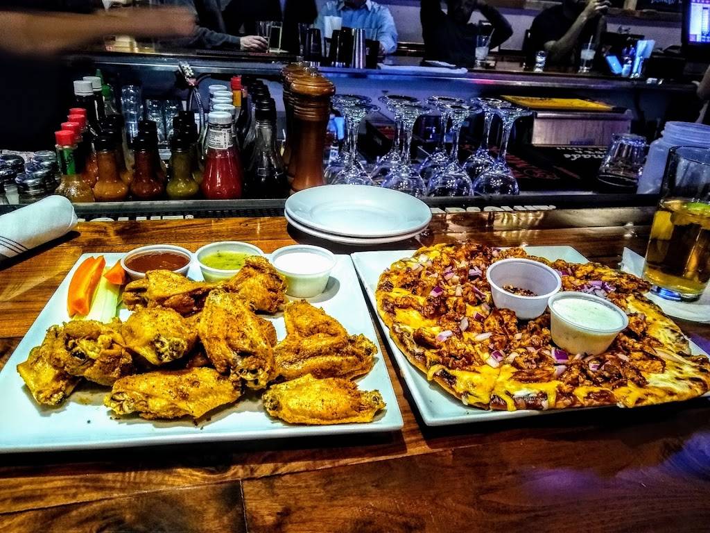 504 Bar & Grill | restaurant | 2121 Greenville Ave, Dallas, TX 75206, USA | 4697797276 OR +1 469-779-7276