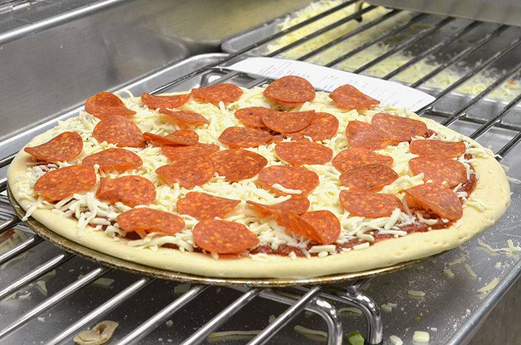 Nicks Pizza Ferndale | meal takeaway | 745 E 9 Mile Rd, Ferndale, MI 48220, USA | 2485843125 OR +1 248-584-3125