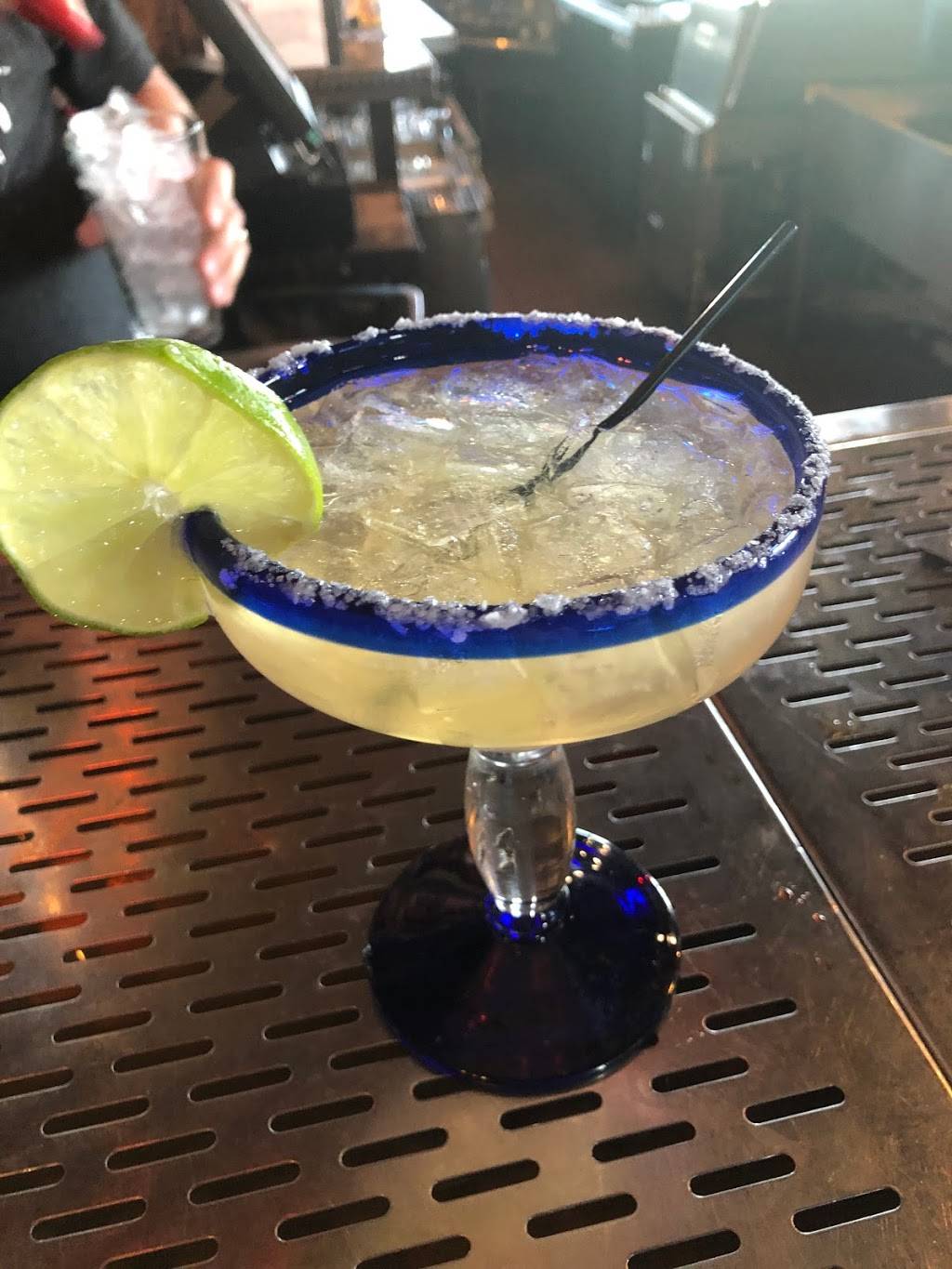 Black Rock Saloon and Grill | restaurant | 2300 E Lamar Blvd, Arlington, TX 76006, USA | 8176172793 OR +1 817-617-2793