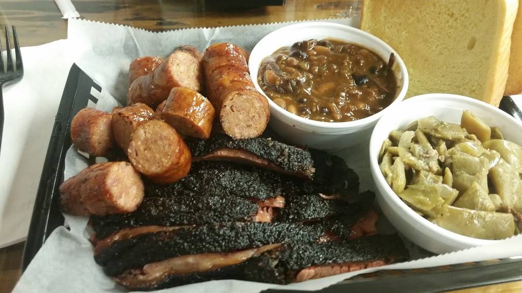 Woodpeckers Backyard BBQ | restaurant | 4930 FL-16A, St. Augustine, FL 32092, USA | 9045315670 OR +1 904-531-5670