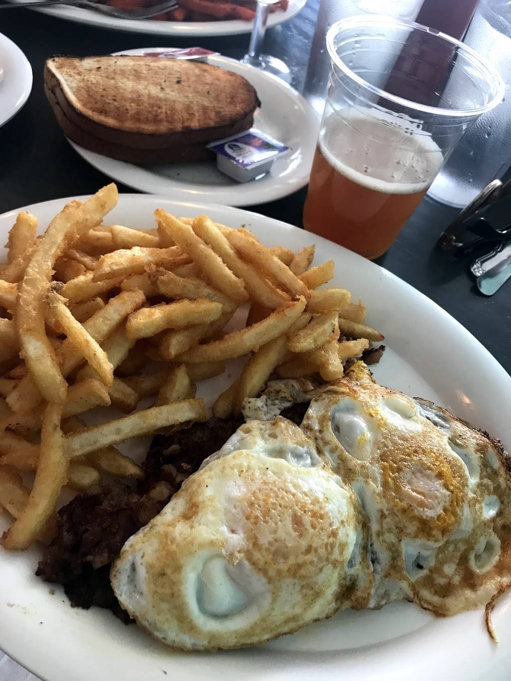 Toms | restaurant | 1229 Riegelmann Boardwalk, Brooklyn, NY 11224, USA | 7189424200 OR +1 718-942-4200