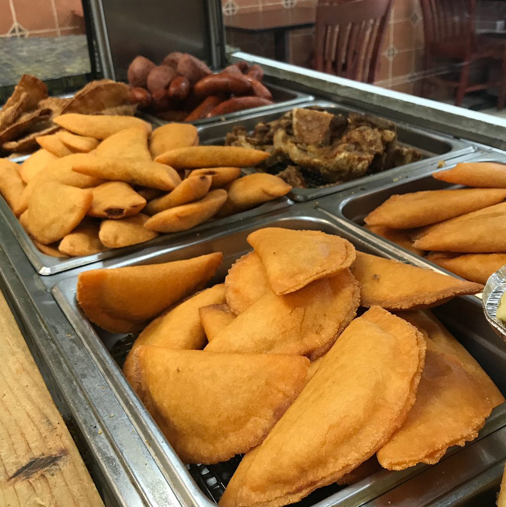 Macondo | restaurant | 1154 Main Ave, Clifton, NJ 07011, USA | 9734055028 OR +1 973-405-5028