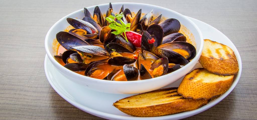 Stone & Vine Urban Italian | restaurant | 1035 W Queen Creek Rd #103, Chandler, AZ 85248, USA | 4806597438 OR +1 480-659-7438