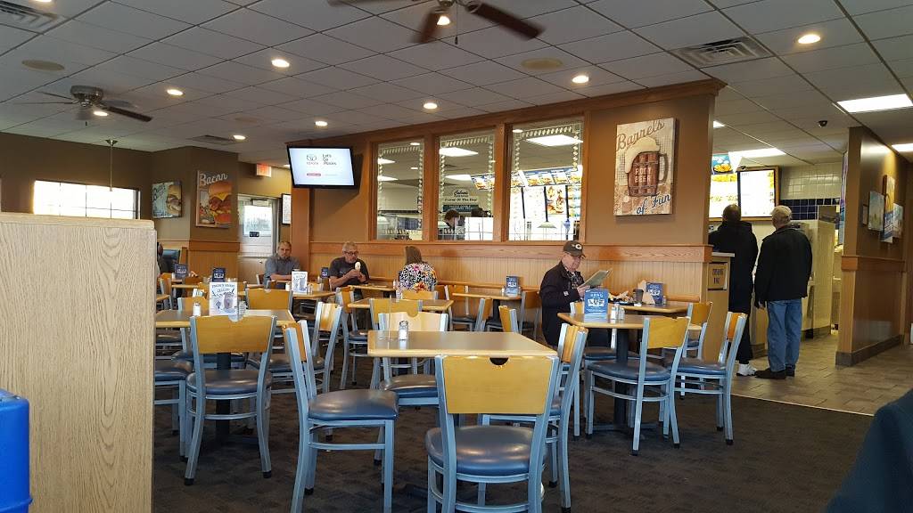 Culvers | restaurant | 7841 S Howell Ave, Oak Creek, WI 53154, USA | 4145715000 OR +1 414-571-5000