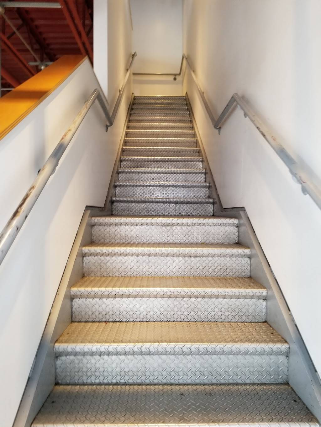 Chipotle Mexican Grill | restaurant | 528 E Green St Ste 101, Champaign, IL 61820, USA | 2173440466 OR +1 217-344-0466