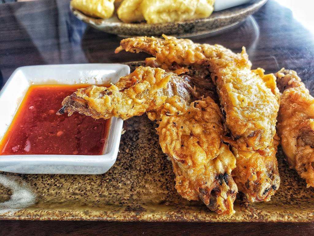 Three Samurai Japanese Restaurant | restaurant | 1801 2nd St #200, Coralville, IA 52241, USA | 3193373340 OR +1 319-337-3340