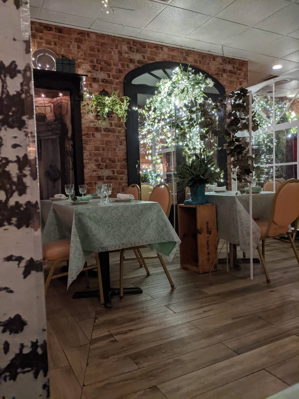 Macera’s restaurant | restaurant | 957 Reservoir Ave, Cranston, RI 02910, USA | 4014635303 OR +1 401-463-5303