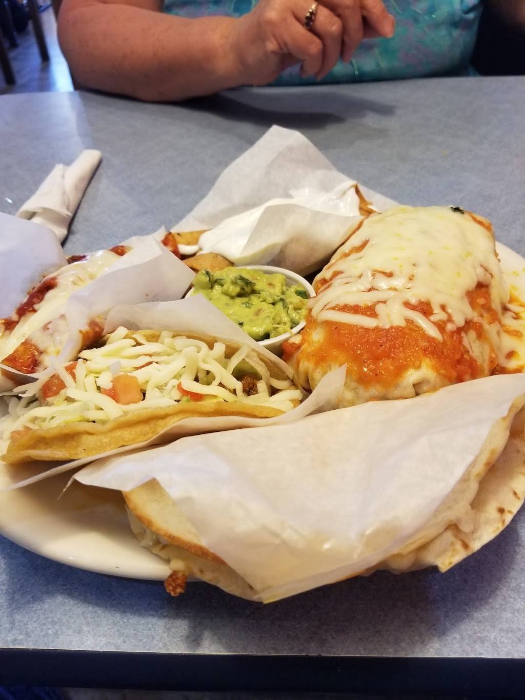 Mi Pueblo Mexican Restaurant | restaurant | 3420 Gull Rd, Kalamazoo, MI 49048, USA | 2693492469 OR +1 269-349-2469