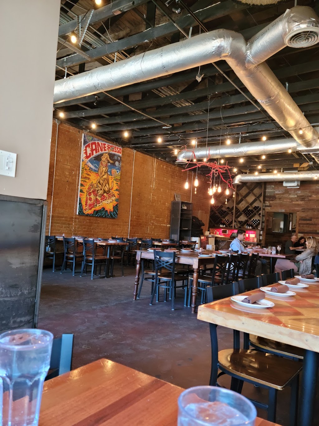 Cane Rosso | restaurant | 2612 Commerce St, Dallas, TX 75226, USA | 2147411188 OR +1 214-741-1188