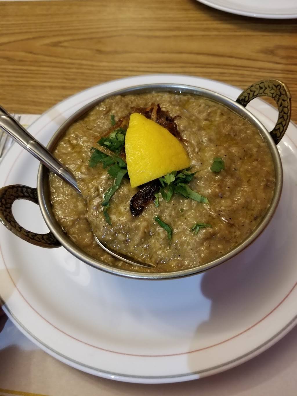 Indian Delight | restaurant | 5507 Detroit Ave, Cleveland, OH 44102, USA | 2166514007 OR +1 216-651-4007