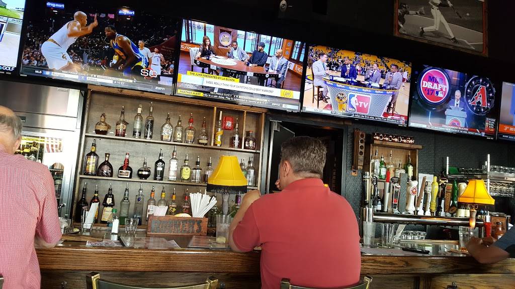 Winking Lizard | restaurant | 1355 Som Center Rd, Mayfield Heights, OH 44124, USA | 4406838003 OR +1 440-683-8003