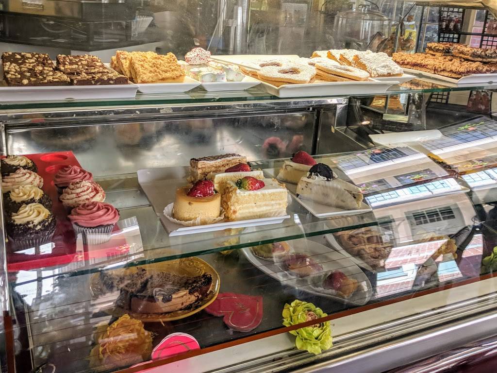 Yellow Vase | cafe | 51 Malaga Cove Plaza, Palos Verdes Estates, CA 90274, USA | 3103780013 OR +1 310-378-0013