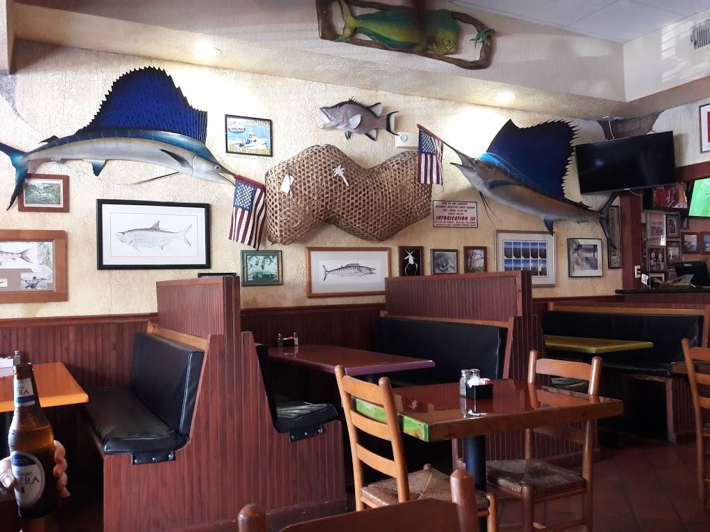 Rattlesnake Jakes Bar & Grill | restaurant | 2060 NE 2nd St, Deerfield Beach, FL 33441, USA | 9544214481 OR +1 954-421-4481