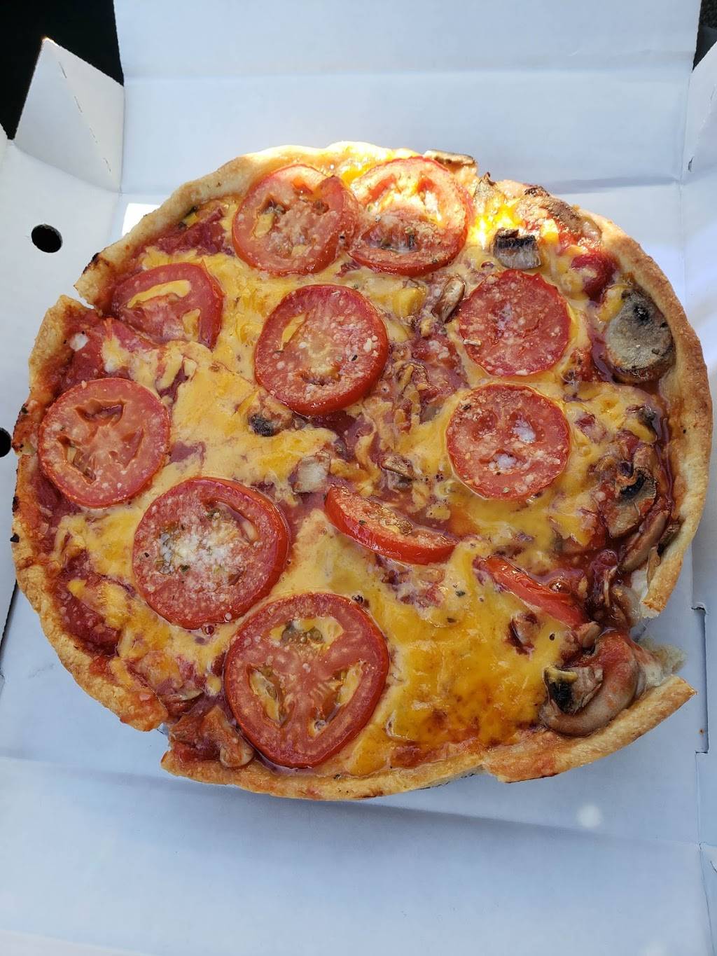 Lou Malnatis Pizzeria | meal delivery | 5261 95th St, Oak Lawn, IL 60453, USA | 7084252600 OR +1 708-425-2600