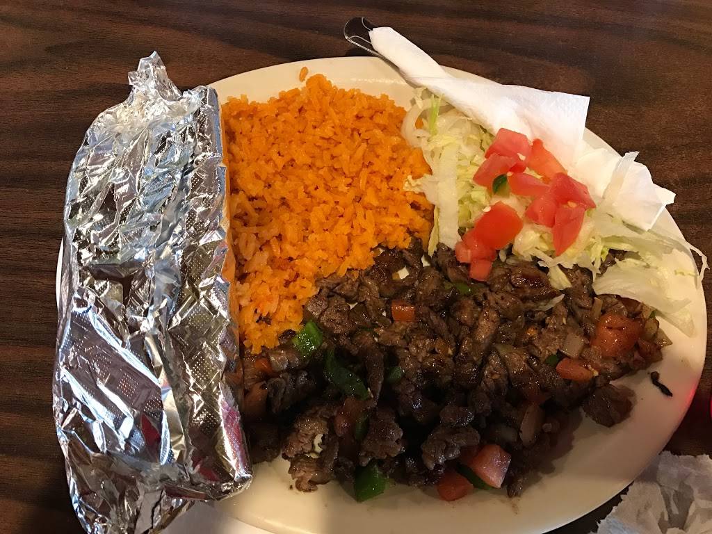 Susanas Mexican Restaurant And Catering | restaurant | 2223 S Zarzamora St, San Antonio, TX 78207, USA | 2103689340 OR +1 210-368-9340