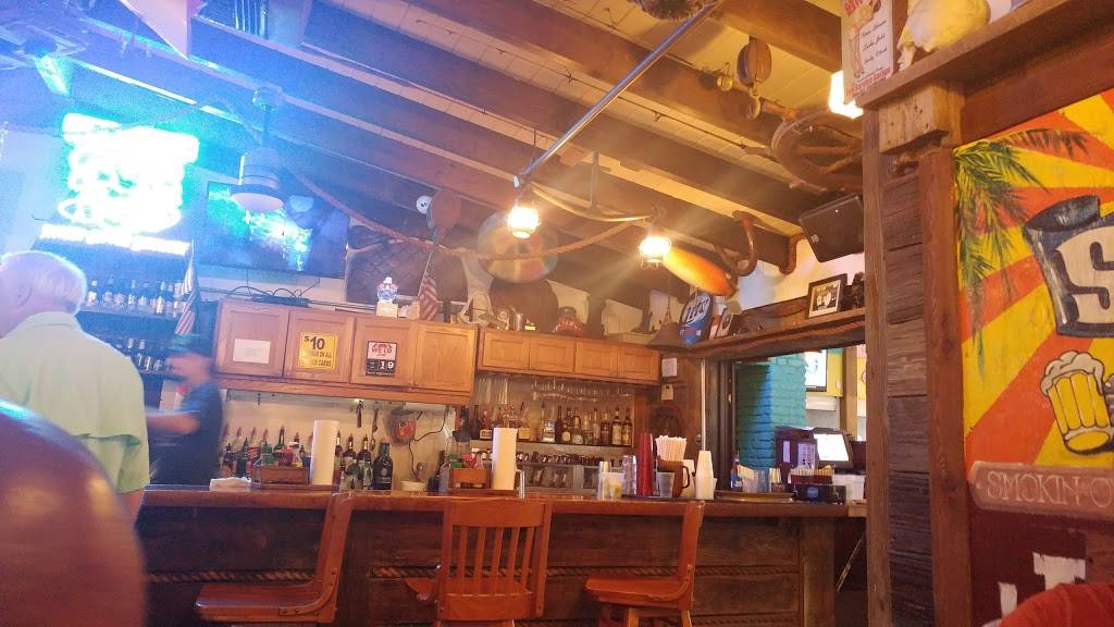 Smokin Oyster Brewery | restaurant | 340 Old San Carlos Blvd, Fort Myers Beach, FL 33931, USA | 2394633474 OR +1 239-463-3474