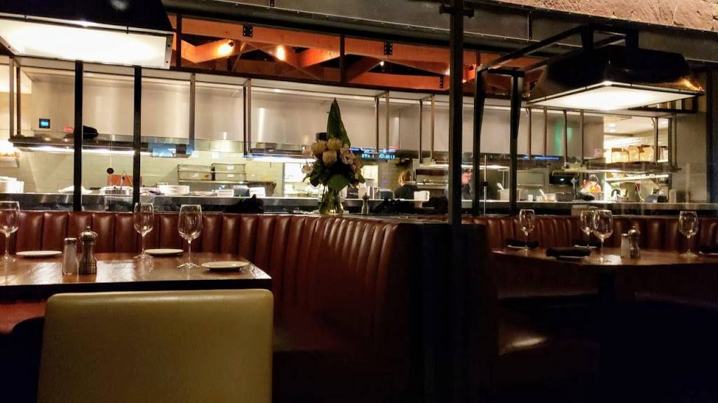 Del Friscos Grille | restaurant | 100 St Paul St Suite 140, Cherry Creek, CO 80206, USA | 3033208529 OR +1 303-320-8529