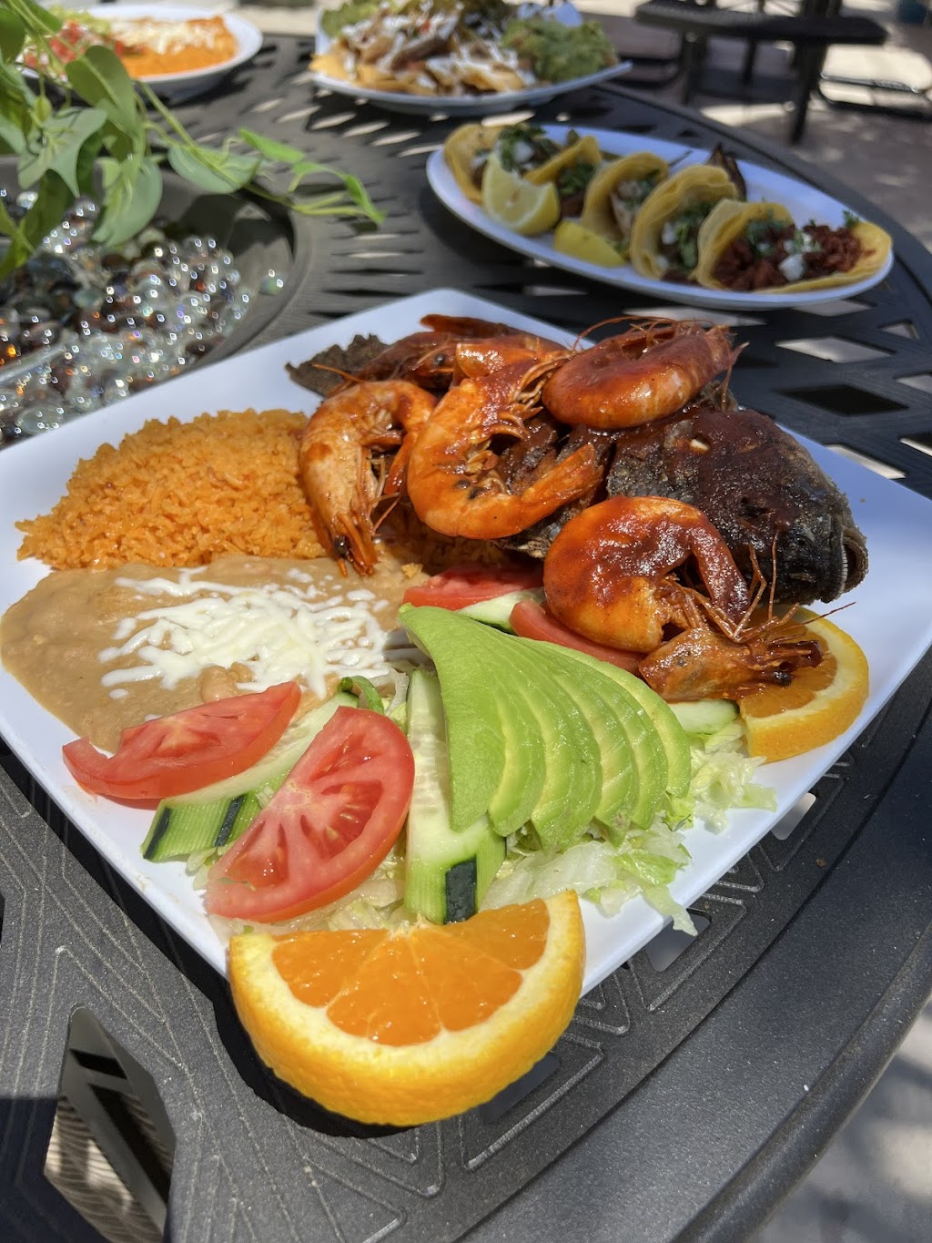 Los Cuates Taqueria | restaurant | 220 San Felipe Rd, Hollister, CA 95023, USA | 8316372808 OR +1 831-637-2808