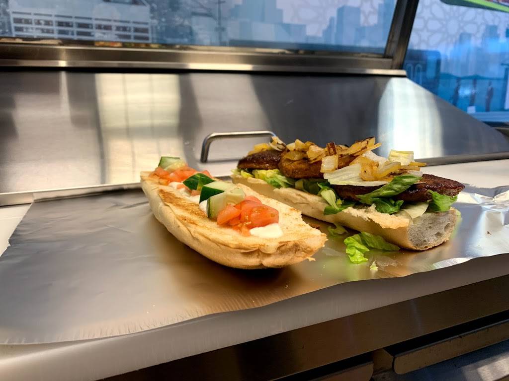 Khans Halal Food Gyro& Chicken | restaurant | 5675 Rising Sun Ave, Philadelphia, PA 19120, USA | 2159349489 OR +1 215-934-9489