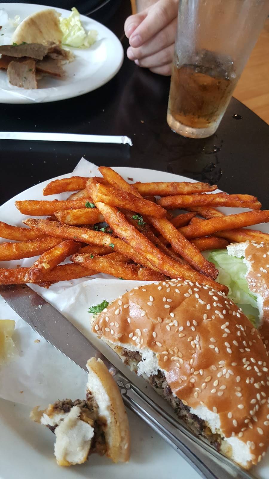 Ali Babas Cafe & Hookah Den | restaurant | 115 W Market St, Indianapolis, IN 46204, USA | 3176321111 OR +1 317-632-1111