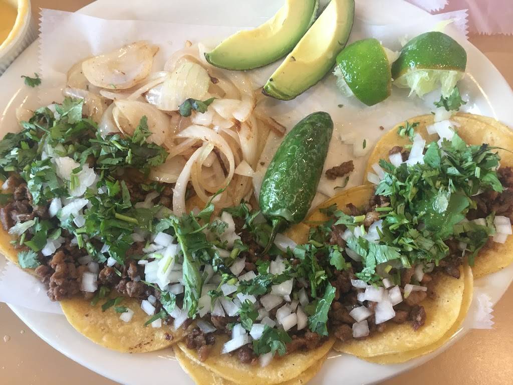 Lindo Jalisco Mexican Restaurant | restaurant | 8434 Fredericksburg Rd, San Antonio, TX 78229, USA | 2109571860 OR +1 210-957-1860