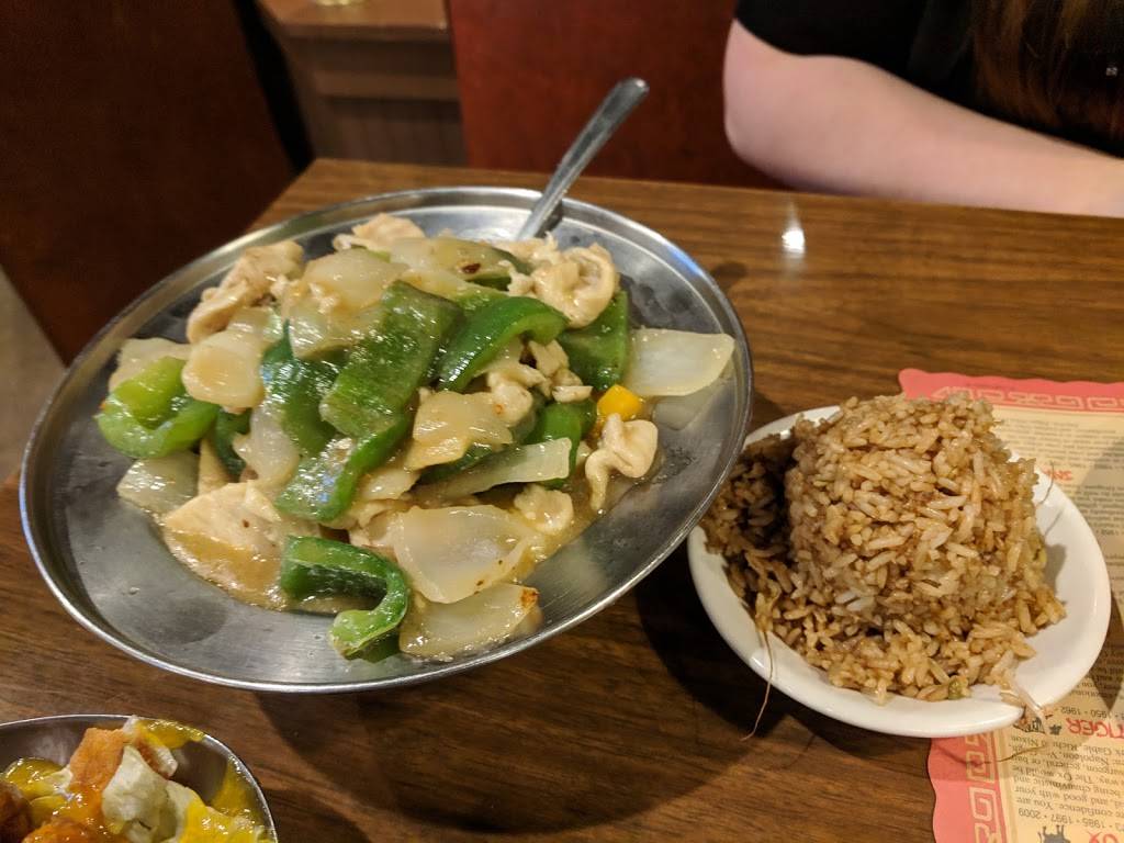 Ding Ho Restaurant | restaurant | 120 Phillipi Rd, Columbus, OH 43228, USA | 6142764395 OR +1 614-276-4395