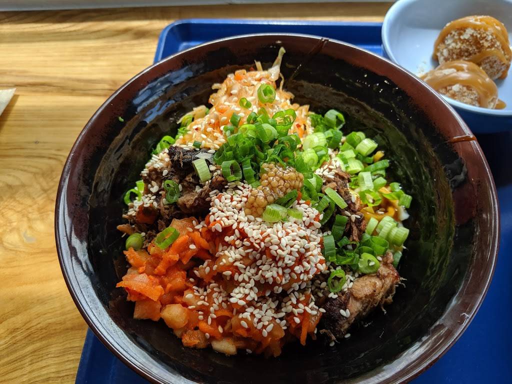 Chow Asian Street Food | restaurant | 208 W Liberty St, Ann Arbor, MI 48104, USA | 7343696942 OR +1 734-369-6942